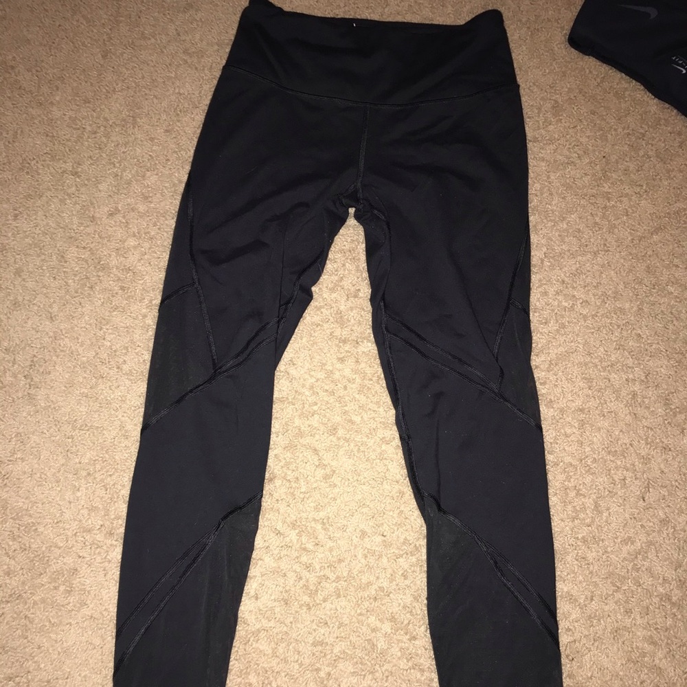 black Victoria secret leggings